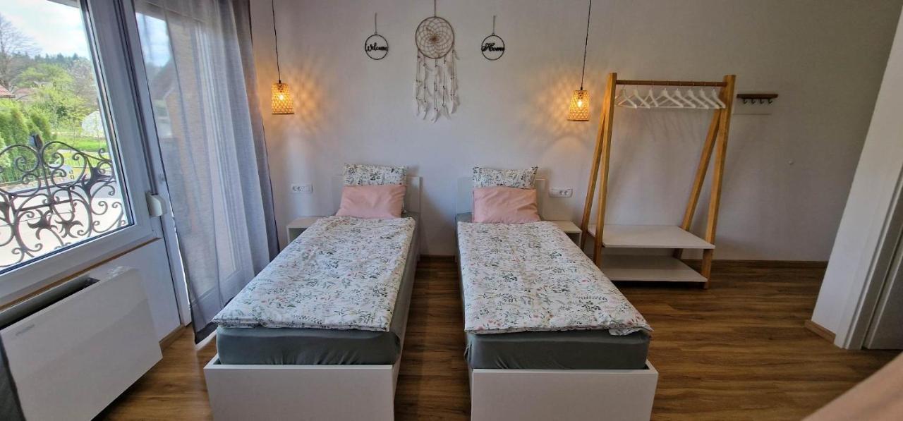 Hotel Samarin Črnomelj Zewnętrze zdjęcie