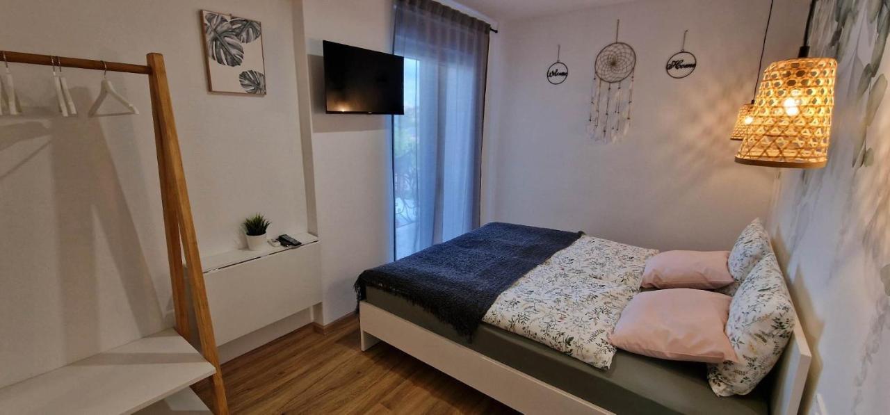 Hotel Samarin Črnomelj Zewnętrze zdjęcie