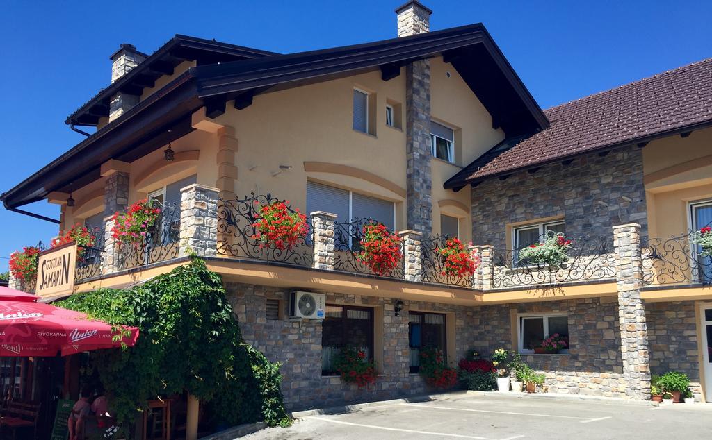 Hotel Samarin Črnomelj Zewnętrze zdjęcie