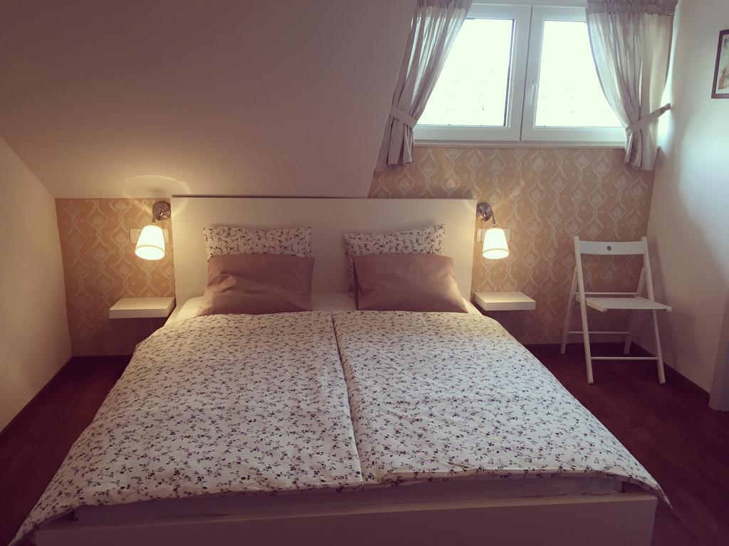 Hotel Samarin Črnomelj Zewnętrze zdjęcie